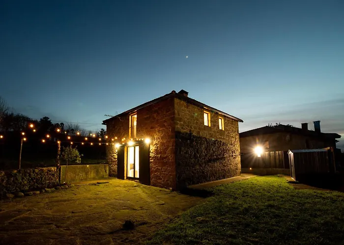 Casa De Piedra En Naturaleza Ideal Para Relajarse, Aventura O Trabajar