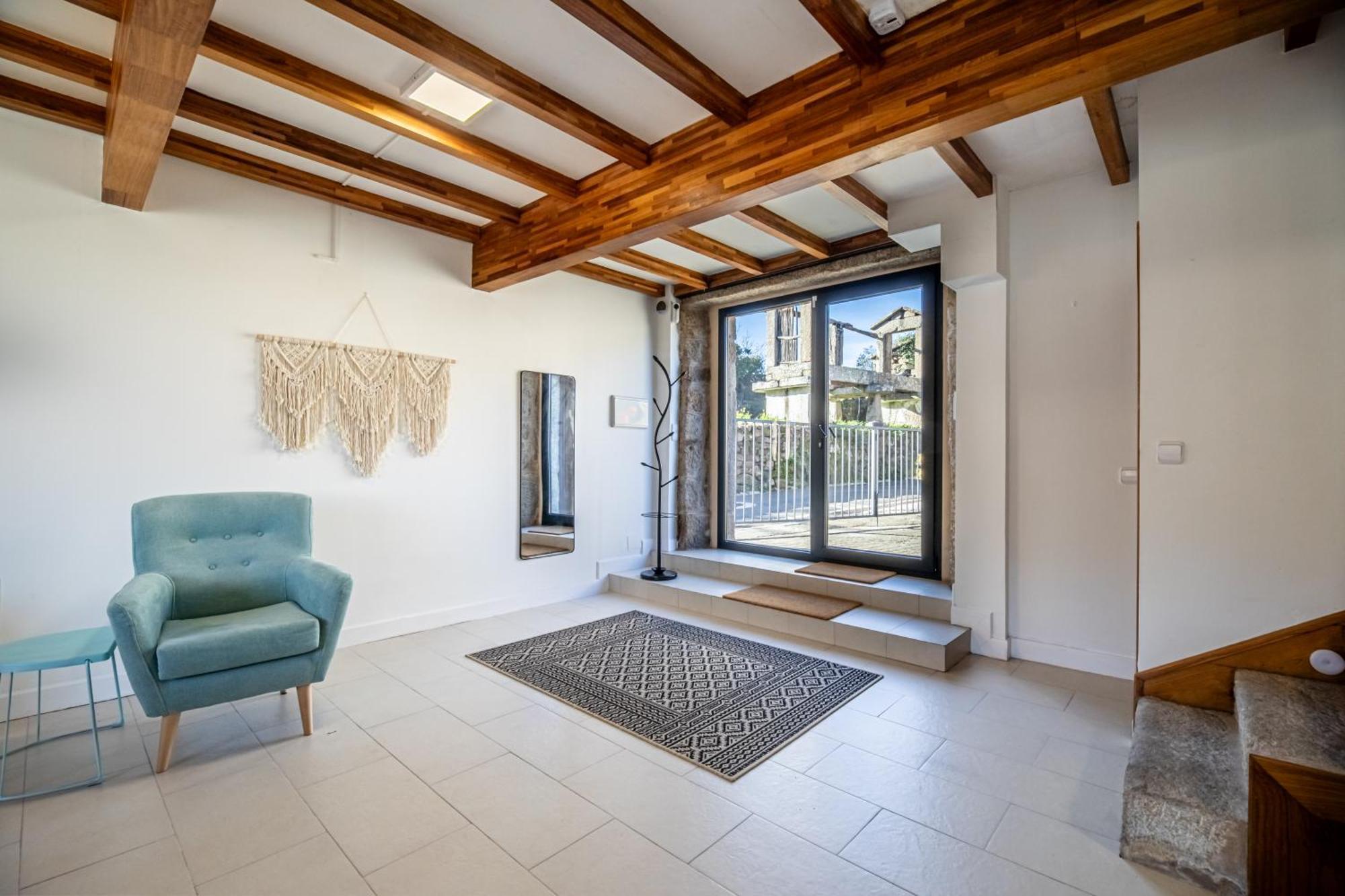 Casa De Piedra En Naturaleza Ideal Relajarse, Aventura O Trabajar